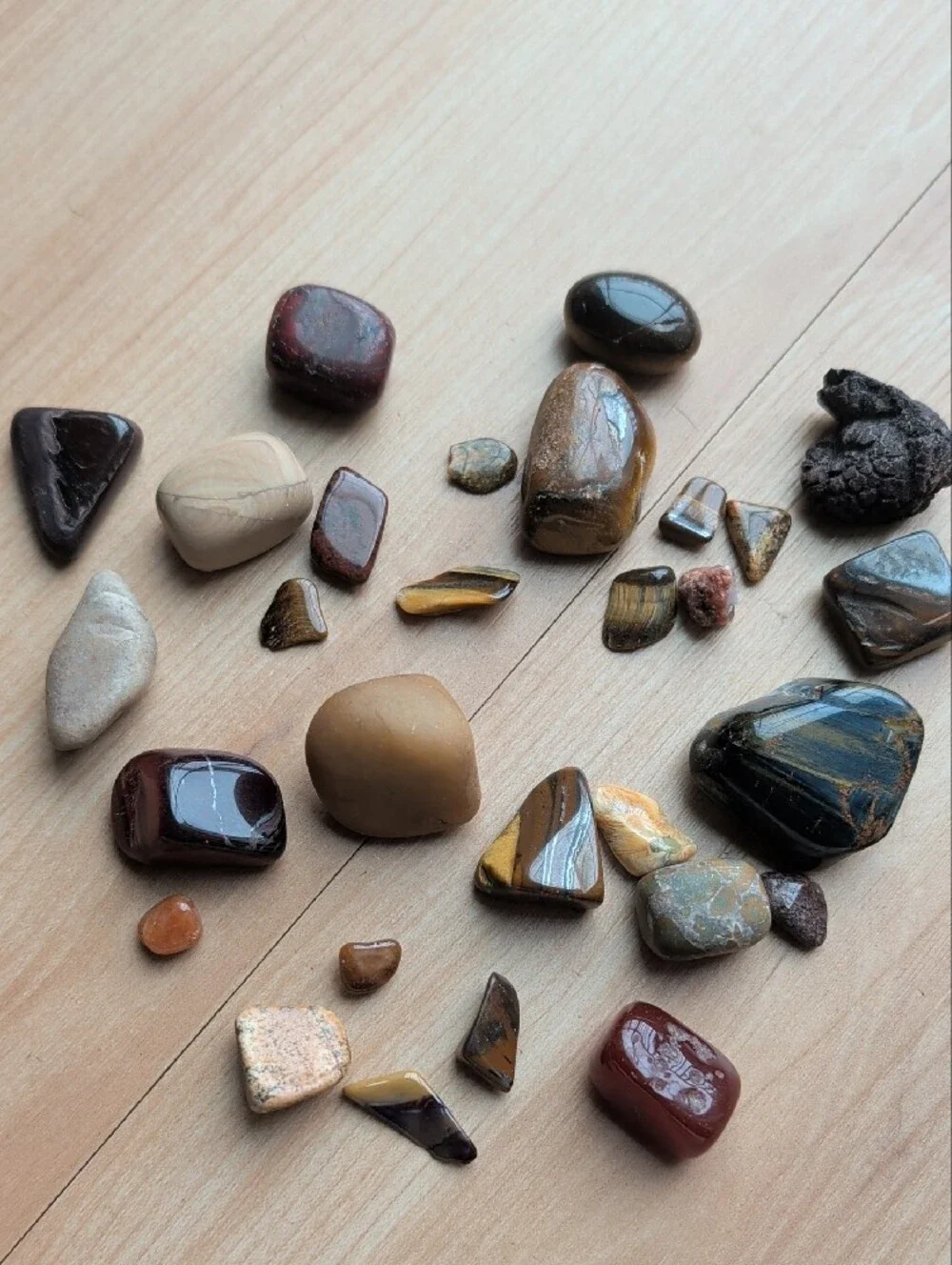 5lb Natural Gemstone & Crystal Collection w/ Storage Case | Tumbled & Raw Minera